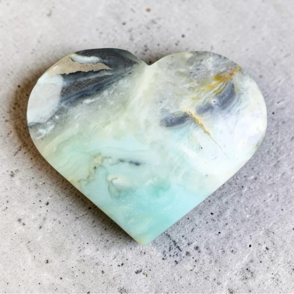Amazonite, calcite and quartz Large Heart Shape Hand Carved Natural Stone - Picture 3 of 9